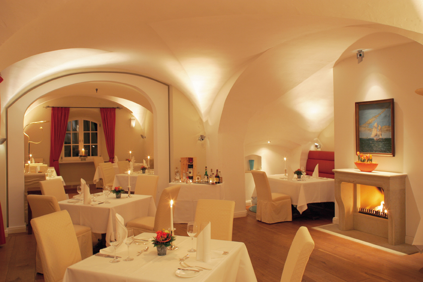 Restaurant.jpg